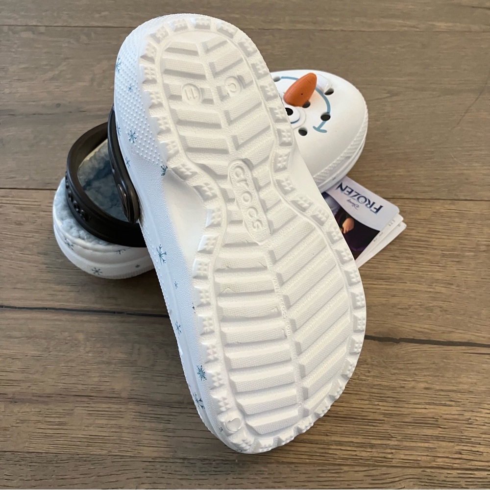 New Kids Frozen Olaf Crocs with Lining - Picture 5 of 5